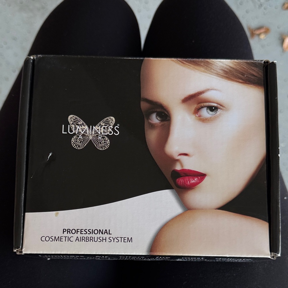 Luminess Professional Cosmetic Airbrush System - Silver + Black